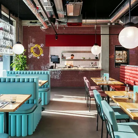 Hotell The Social Hub Alexanderplatz Extended 4*