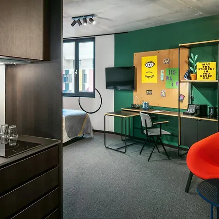 Отель The Social Hub Alexanderplatz Extended 4*