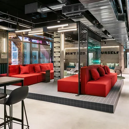 The Social Hub Alexanderplatz Extended 4*