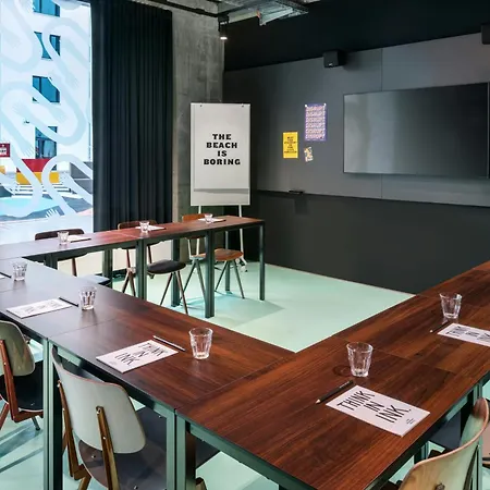 The Social Hub Alexanderplatz Extended 4* Berlijn