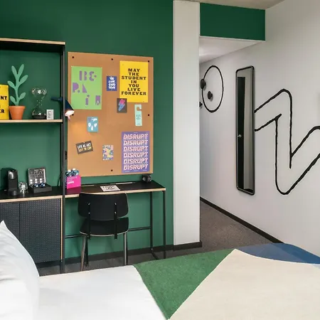 The Social Hub Alexanderplatz Extended Hotell 4*